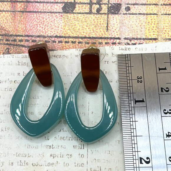 J. Crew Signed Designer Bold Resin Lucite Aqua Blue Amber Drop Hoop Earrings - Picture 10 of 14